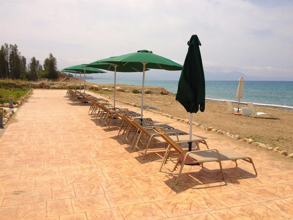 Villa Kartiela Sandy Beach Villas - Private Pool - Jacuzzi - Private Beach Area 폴리스 외부 사진